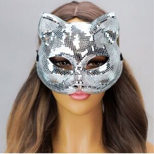 Silver Mirrored Cat Mask